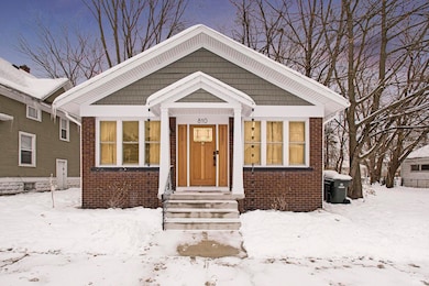 810 N Saint Louis Blvd, South Bend, IN 46617 - photo 2