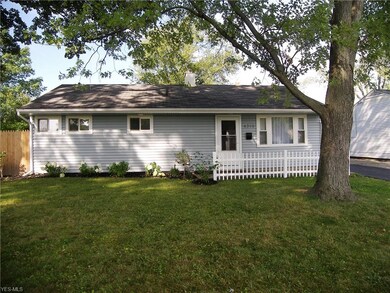 4310 Norfolk Ave, Lorain, OH 44055 - photo 2