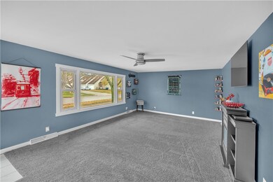 502 S Piatt St, Monticello, IL 61856 - photo 5