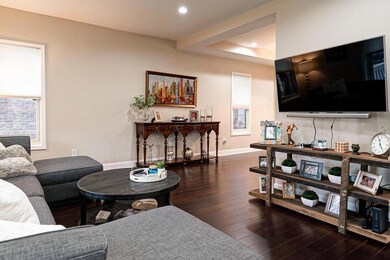 1516 Bryden Rd, Columbus, OH 43205 - photo 5