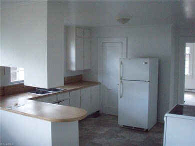 1900 Pleasant St, Asheboro, NC 27203 - photo 4