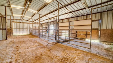 4-stall barn