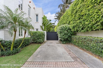 130 Brazilian Ave, Palm Beach, FL 33480 - photo 2