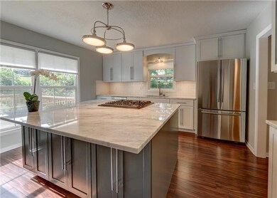 10717 W 52nd Cir, Shawnee, KS 66203 - photo 4