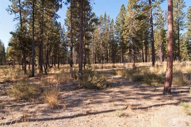 208 Fireglass Loop, Bend, OR 97707 - photo 2