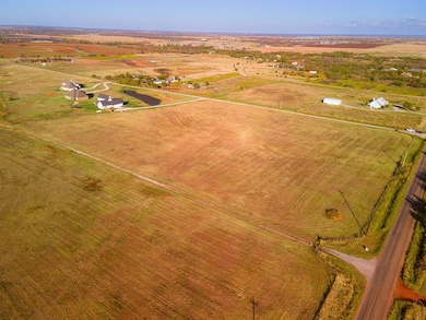 2 Sprouts Creek Rd, Cashion, OK 73016 - photo 6
