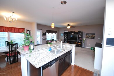 34 Washington Square Cir, Washington, NJ 07882 - photo 2