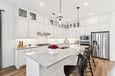 8120 Bromley Dr, Dallas, TX 75231 - photo 5