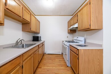 49 Clifton St unit 1, Cambridge, MA 02140 - photo 3