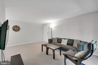 403 N Beauregard St unit 201, Alexandria, VA 22312 - photo 6