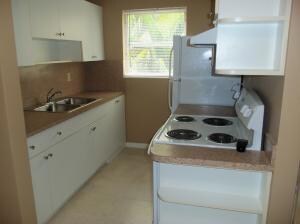 Southbridge Condominiums unit 2120, West Palm Beach, FL 33405 - photo 4