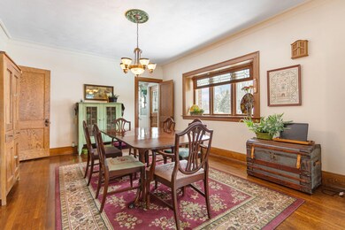 12-web-or-mls-2-e-central-ave