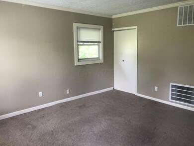 3522 Homestead Dr, Columbus, OH 43224 - photo 3