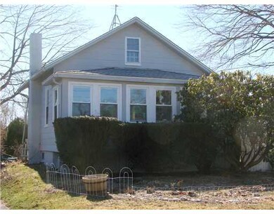 65 Orchard Ave, Barrington, RI 02806 - photo 2