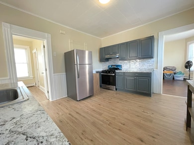 196 Blatchley Ave unit 2, New Haven, CT 06513 - photo 7