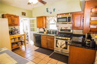 1218 E 3rd St, Bethlehem, PA 18015 - photo 6