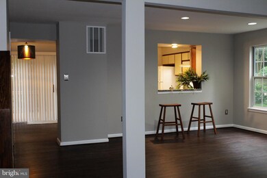 10318 College Square, Columbia, MD 21044 - photo 3