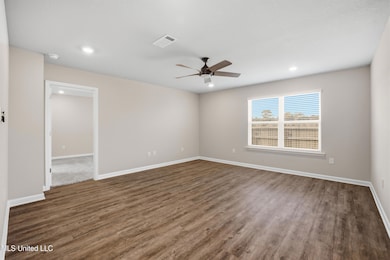 9479 Emersyn Ln, Biloxi, MS 39532 - photo 6