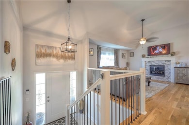 12301 S Burr Oak Cir, Peculiar, MO 64078 - photo 6