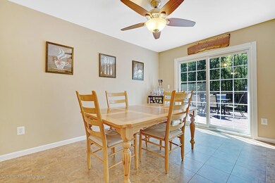 869 Hyson Rd Jackson NJ 08527-large-006-