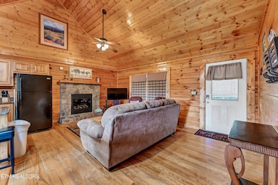 05-1528 Rainbow Ridge Way-5