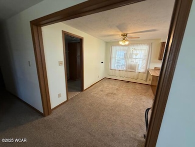 212 N Simon St, Ada, OH 45810 - photo 6