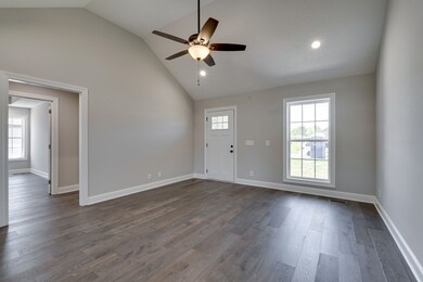 214 Graham Way, Shelbyville, TN 37160 - photo 7