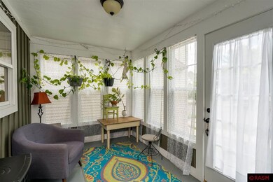 717 N 6th St, Mankato, MN 56001 - photo 2