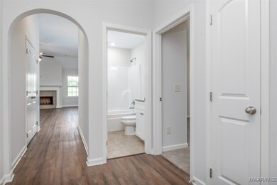 2025 Dawsons Mill Ln, Prattville, AL 36067 - photo 2