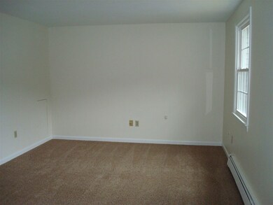 165 Blackwater Rd unit 3, Somersworth, NH 03878 - photo 4