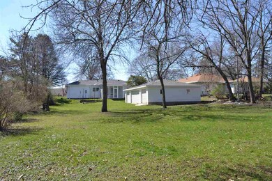 5102 University Ave, Cedar Falls, IA 50613 - photo 5