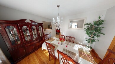 112 Leavitt St, Springfield, MA 01109 - photo 7