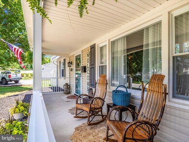 12511 Kembridge Dr, Bowie, MD 20715 - photo 4