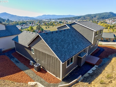 664 Brooks Loop, Sutherlin, OR 97479 - photo 2