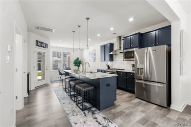 Kitchen and dining area.