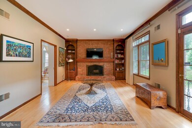 1203 S Huntress Ct, McLean, VA 22102 - photo 7