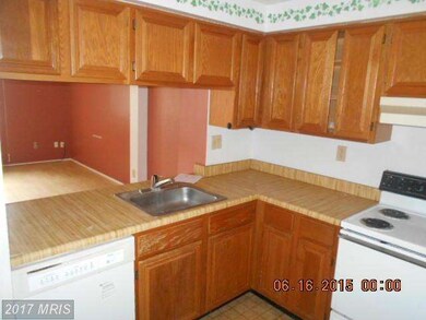 19007 Laurel Grove Terrace, Germantown, MD 20874 - photo 3