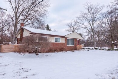 2943 Marshall St, Ann Arbor, MI 48108 - photo 2