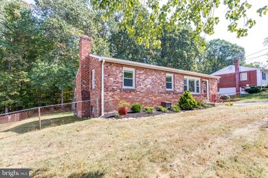 8926 Anna Dr, Clinton, MD 20735 - photo 3