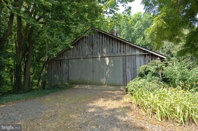 12023 Ropp Ln, Lovettsville, VA 20180 - photo 2