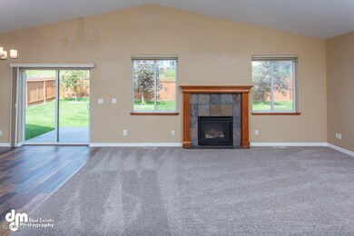Living Room_DMD_1669-SMALL