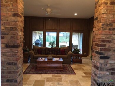 2219 Kensington Dr, Tyler, TX 75703 - photo 4