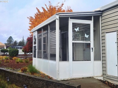 11602 SW Royal Villa Dr, Tigard, OR 97224 - photo 4