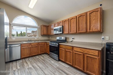 7-web-or-mls-Snappin Homes (Fountain1375