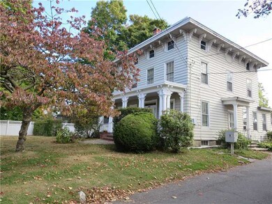 198 Flax Hill Rd unit 2, Norwalk, CT 06854 - photo 2