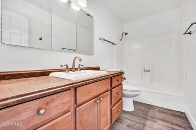 5137 W Berkeley Rd, Phoenix, AZ 85035 - photo 3