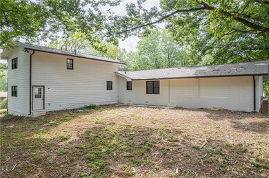 1586 Kings Rd, Marietta, GA 30062 - photo 4