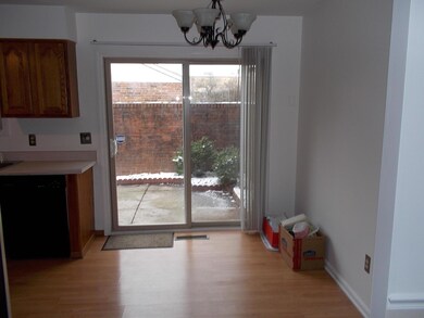 4748 Merrifield dining