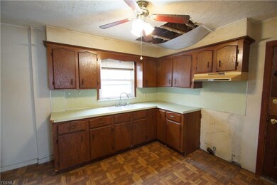 1630 Plain Ave NE, Canton, OH 44714 - photo 5