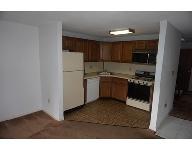 111 Trailside Way unit D-6, Ashland, MA 01721 - photo 3